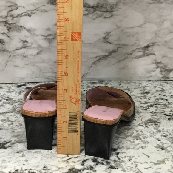 Antonio Melani Leather Tan Open Toe Mule/Slide W/Stack Block Heel - Picture 7 of 10